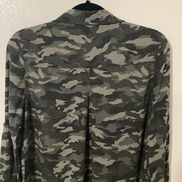 BeachLunchLounge Military Green Gorpcore Camouflage Grunge Button Down Blouse XS - Picture 10 of 12